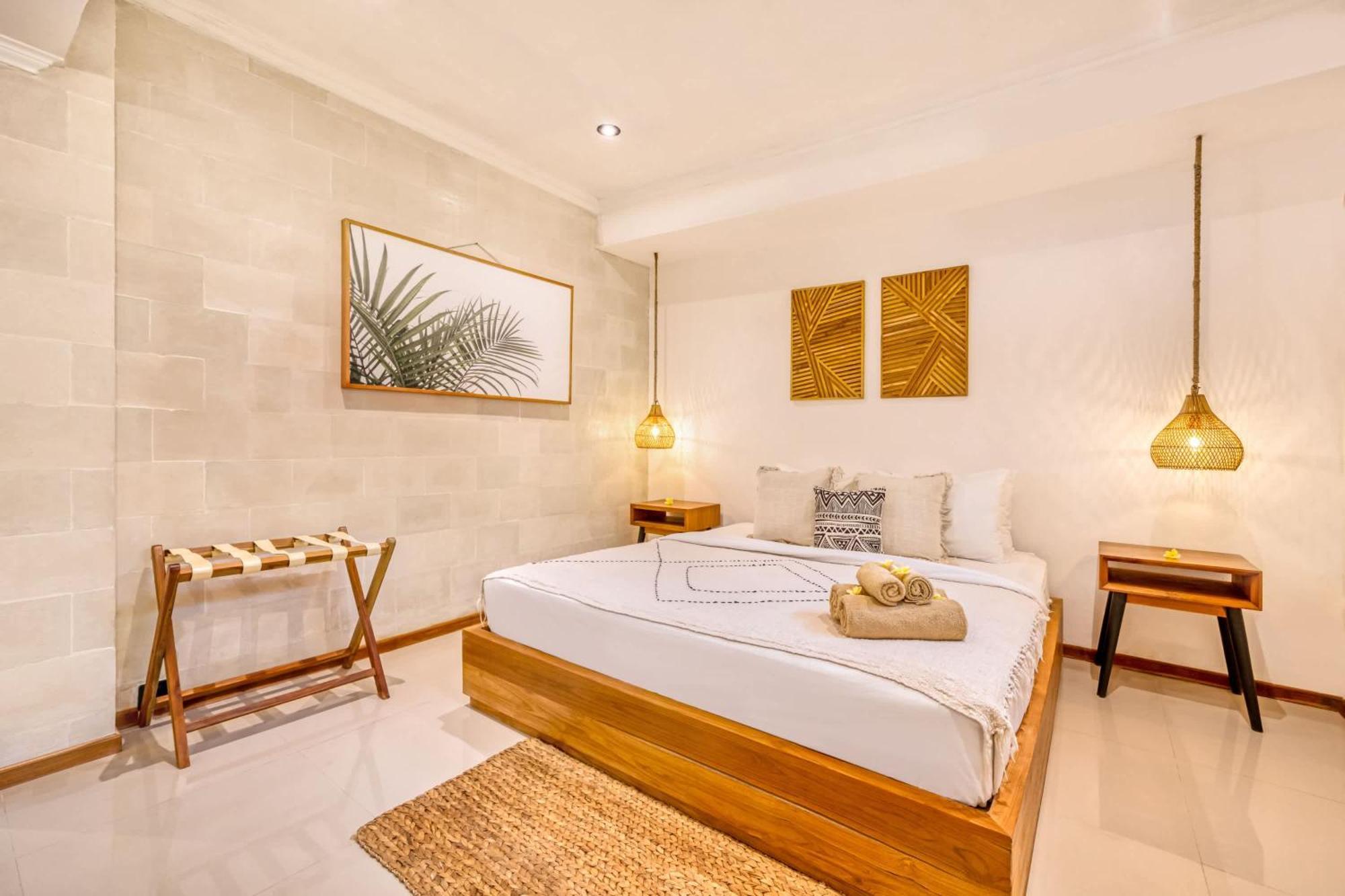 Aurora - Private 6 Bdr In Seminyak, Prime Location, Pool & Garden Villa