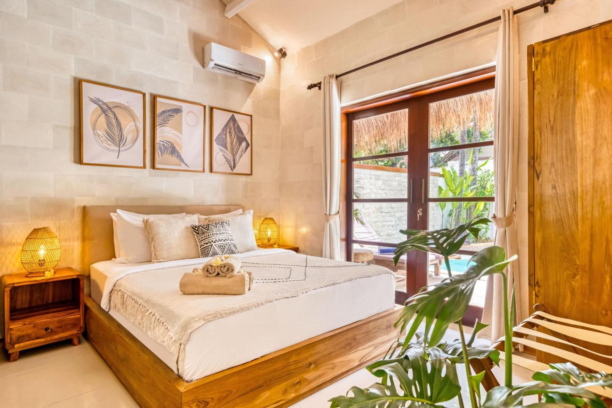 Aurora - Private 6 Bdr In Seminyak, Prime Location, Pool & Garden